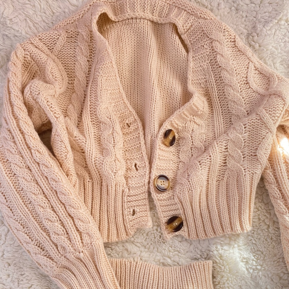 crop sweater & knitted bando